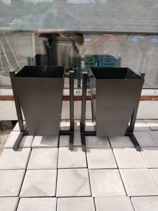 Урны металлические уличные.