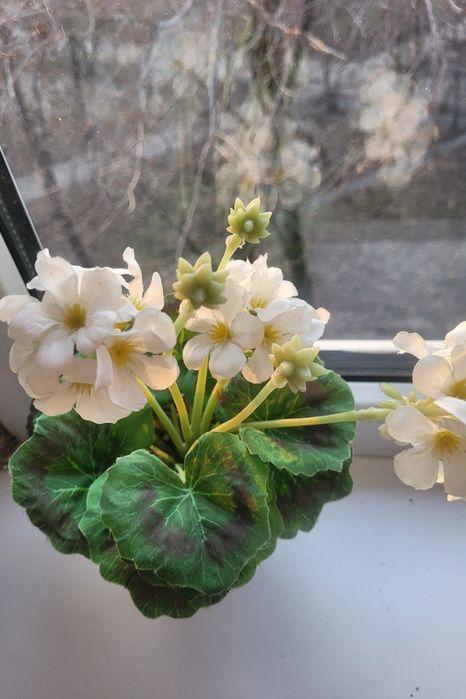 Продам искусственный цветок