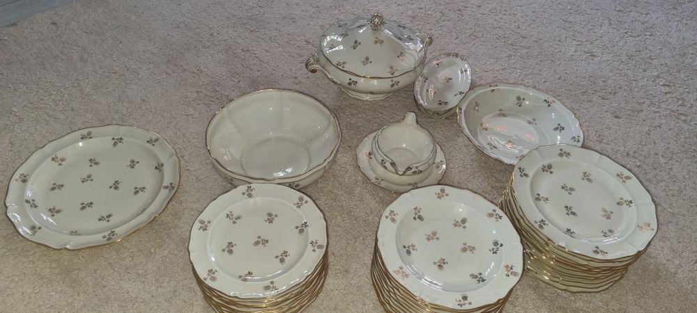 Serviciu de masa portelan vintage 12 persoane