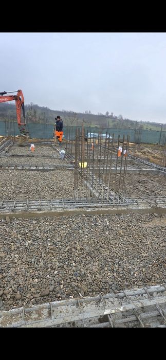 Executie fatade, structuri de beton, lucrari de interioare