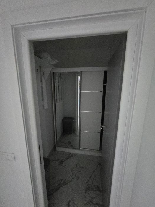 Direct Proprietar Apartament 2 camere de inchiriat B-dul Bucuresti White Tower