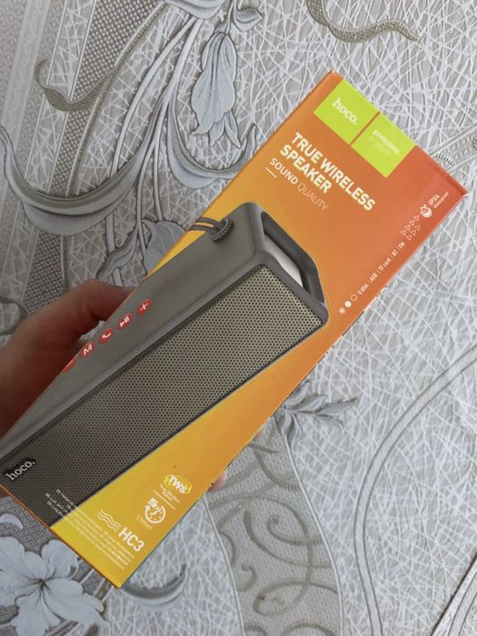 Продам блютуз колонку Hoco