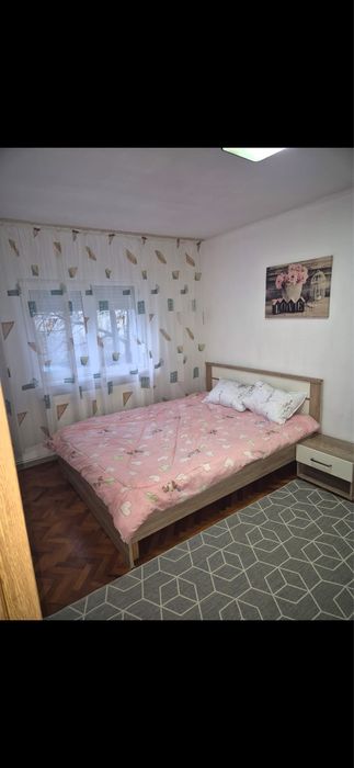 Inchiriez apartament pe malul timisului lângă OMV