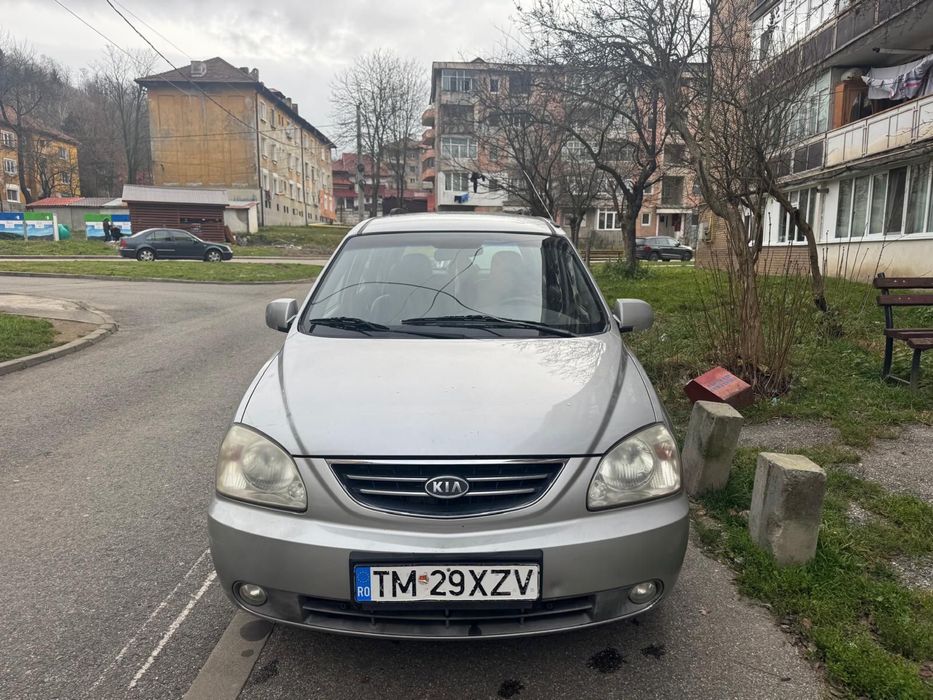 Kia carens pret 1300€