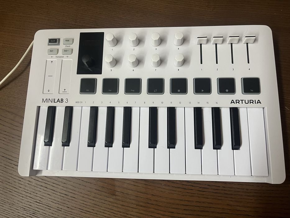 midi клавиатура arturia