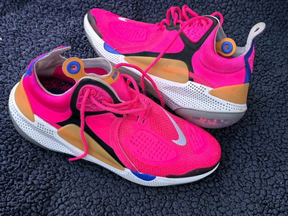 Nike Joyride Cc3 Selte оригинални електрикови розови сникърси 38.5