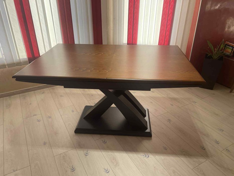 Разтегателна маса- нова