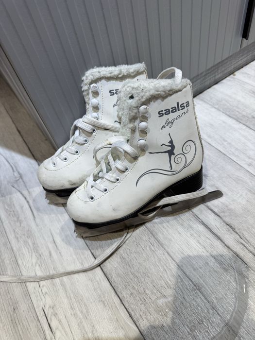 Продам коньки для девочки, размер 30