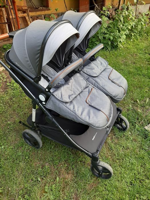 Chipolino количка за близнаци дуо смарт с кошове за автомобил