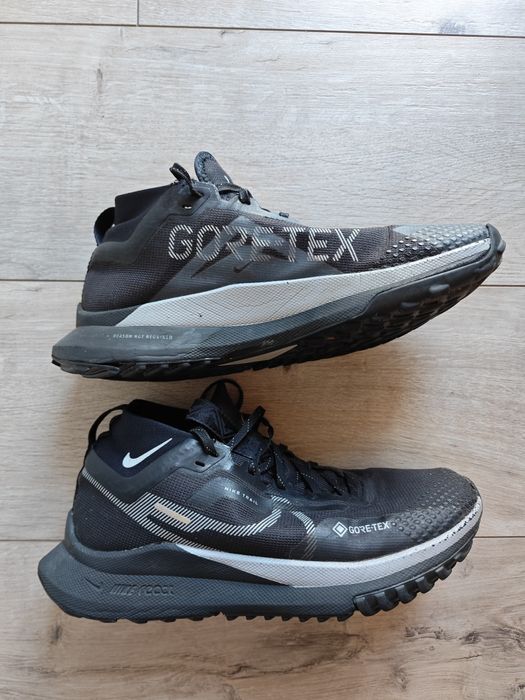 Маратонки Gortex