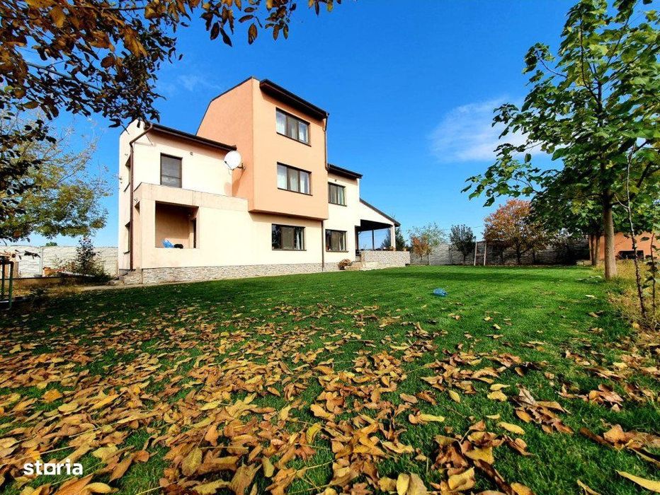 Vila de 230 mp utili, mobilata, 844 mp teren, in comuna Berceni