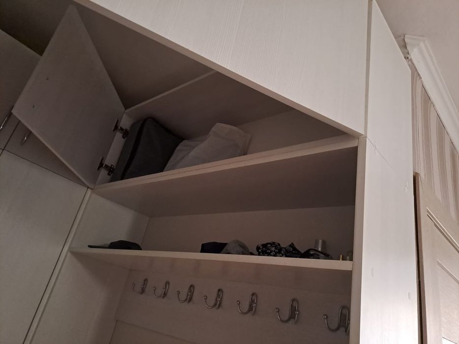 Прихожка +шифонер 2в одном