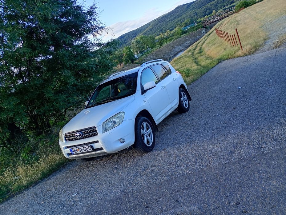 Toyota RAV4 x4  Full Opțion Ro nu BMW,Audi,Mercedes