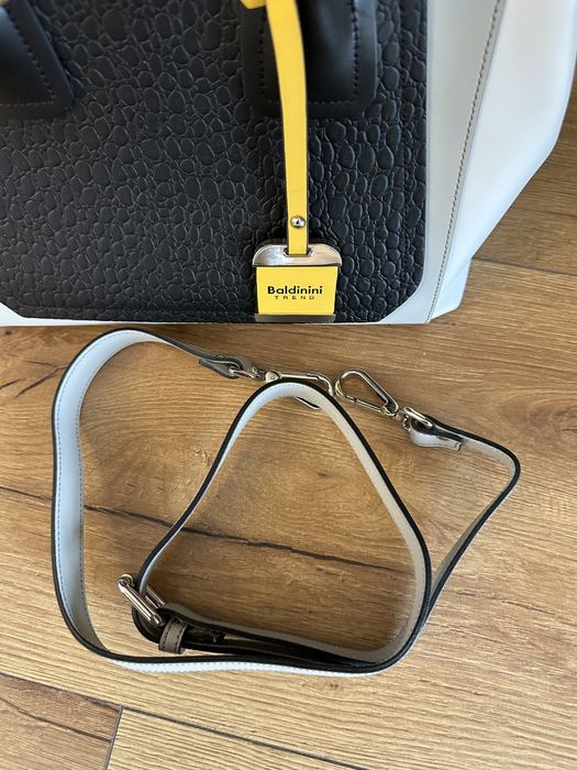 Елеганта дамска чанта Baldinini