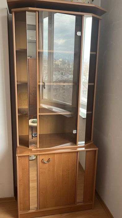 Шкаф стеклянный б/у