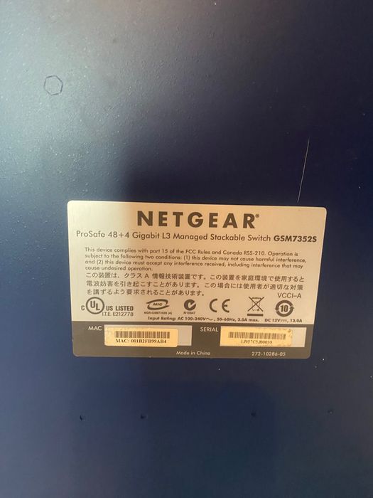 Суич Netgear 7352S