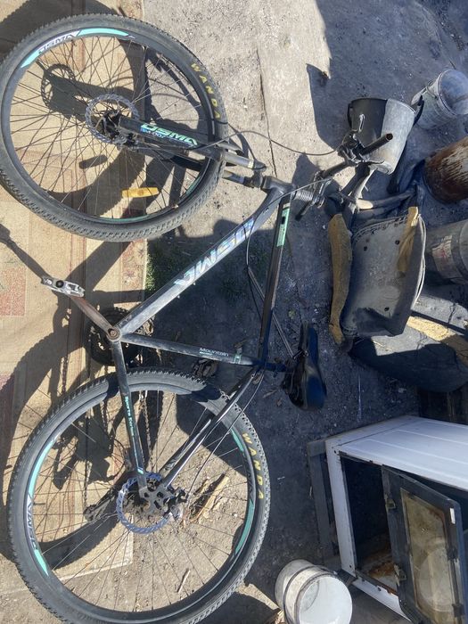 Продам 2 велика срочна