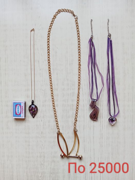 Женские украшения и бижутерия