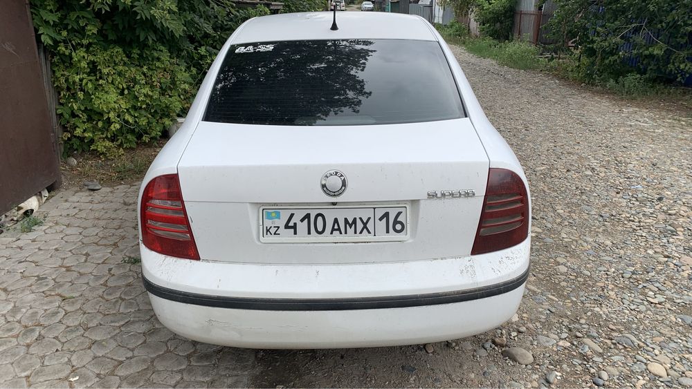 Skoda Superb 2003
