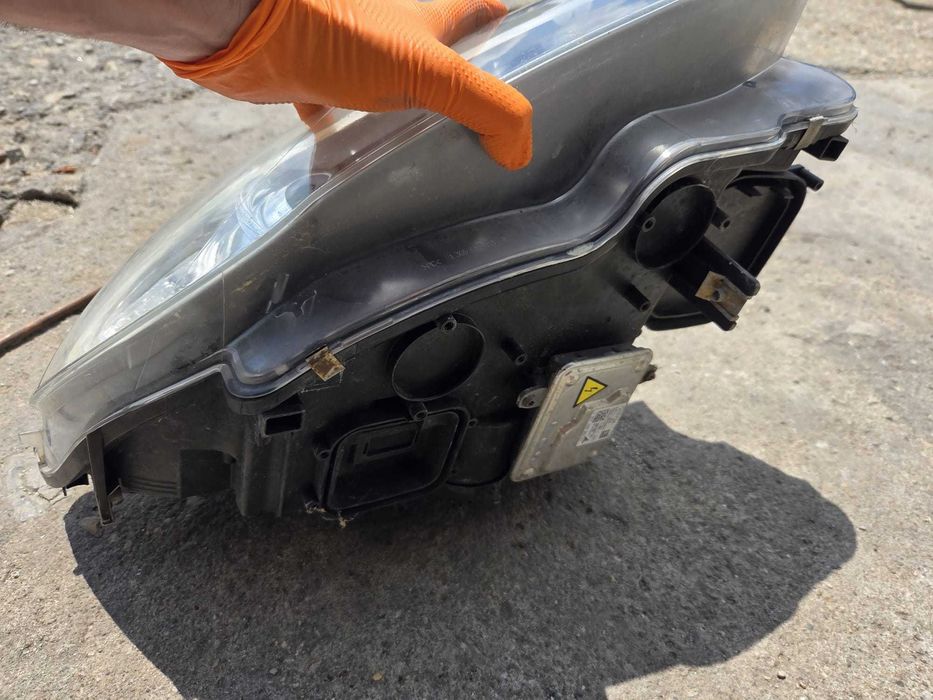 Far dreapta complet bixenon BMW seria 3 E92 E93 facelift LCI de europa cod 7239920