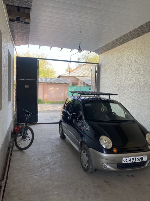 Zangiota tumani 4 sotix 4 xona tayor uy sotilad