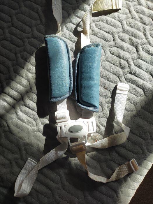 Продам стульчик для кормления