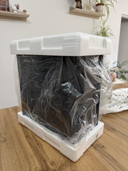 PC Gaming High-End, RX7800XT 16GB, Ryzen 5 7600X, 32GB DDR5