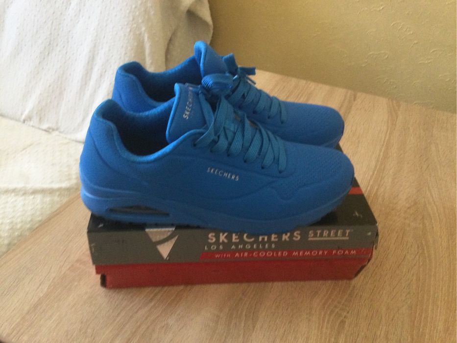 Кроссовки skechers