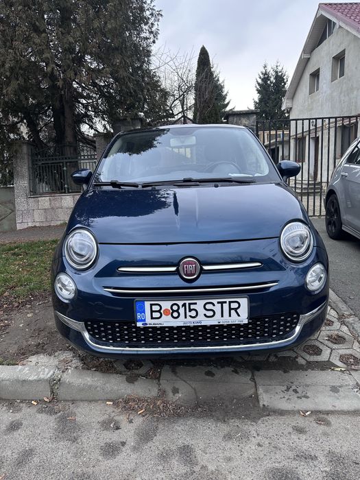 De vanzere autoturism marca Fiat 500.