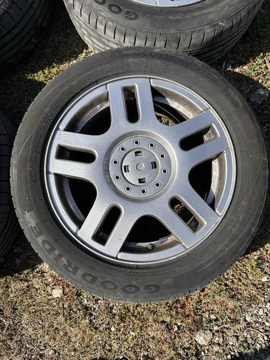 Продавам джанти с гуми в много добро састояние