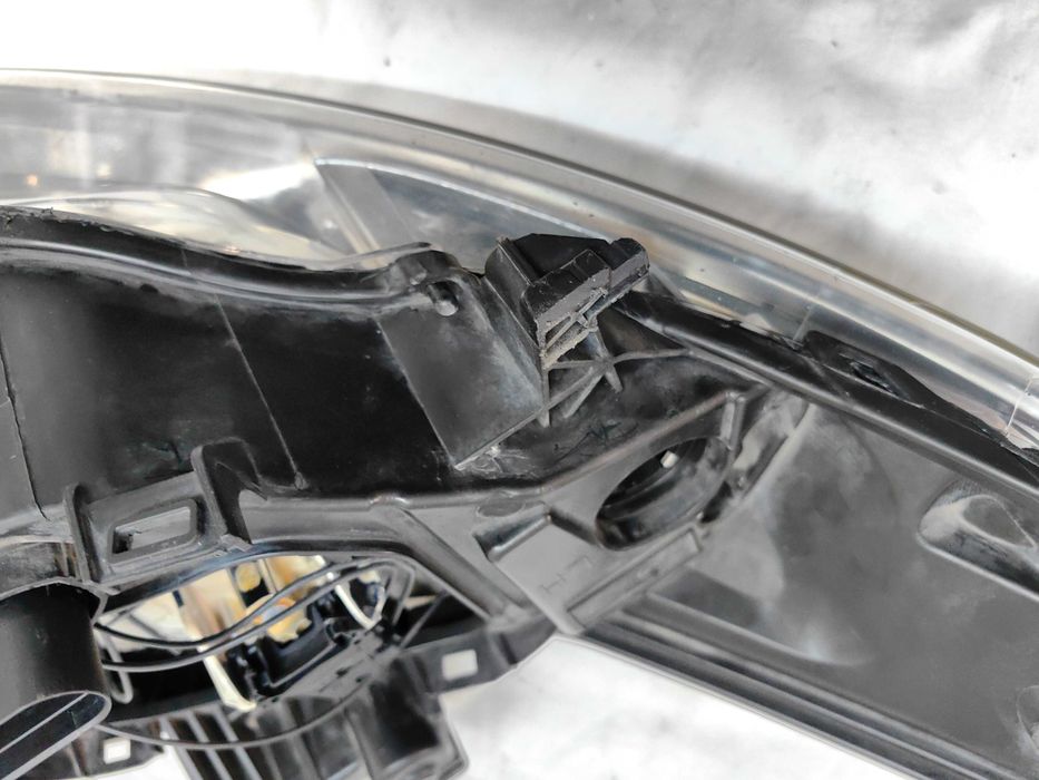 Оригинален фар Форд Мондео  Ford Mondeo