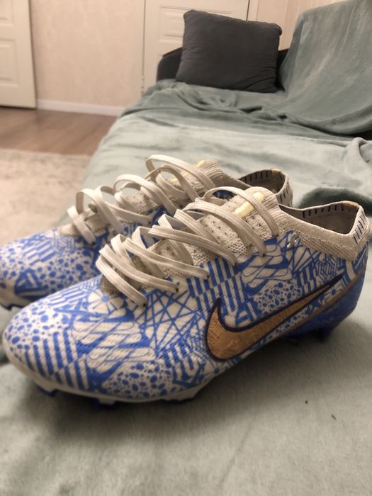 бутсы продаются срочно