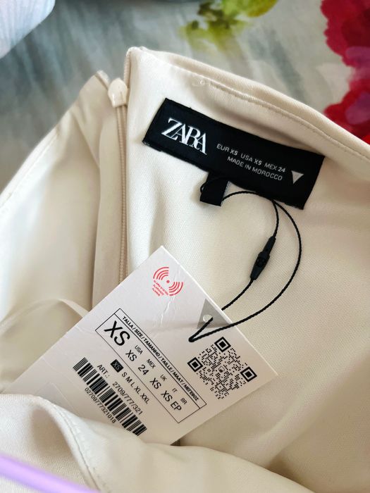 Zara нова мини рокля