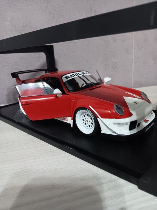 Macheta Porsche Rosso 1 18