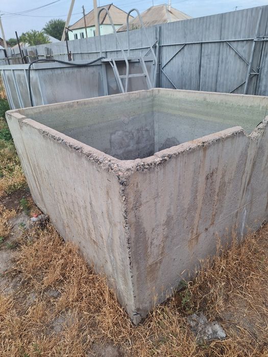 Бассеин бетонный