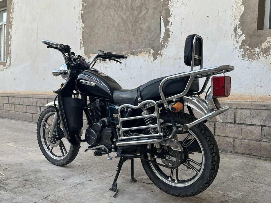 Мотоцикл Suzuki gsx 200 куб