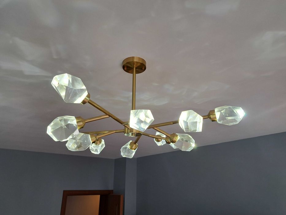 Lustra led trei moduri de aprindere cald, neutru, rece