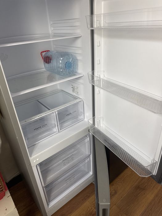 Холодильник продам