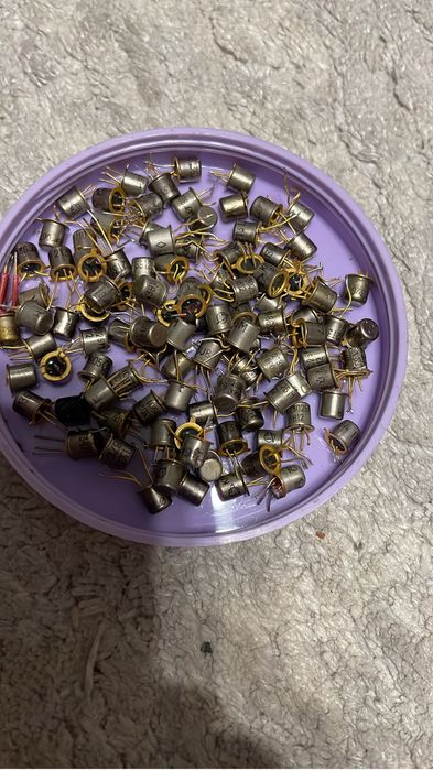 Радиодетали ,платы ,техсеребро