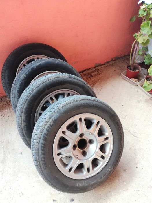 Зимни гуми за Пежо 108×4