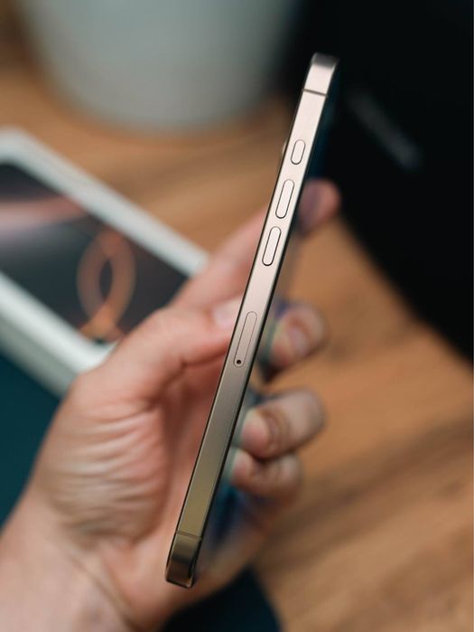 Iphone 16 pro max 256 gb 23 sikl AKB 100%