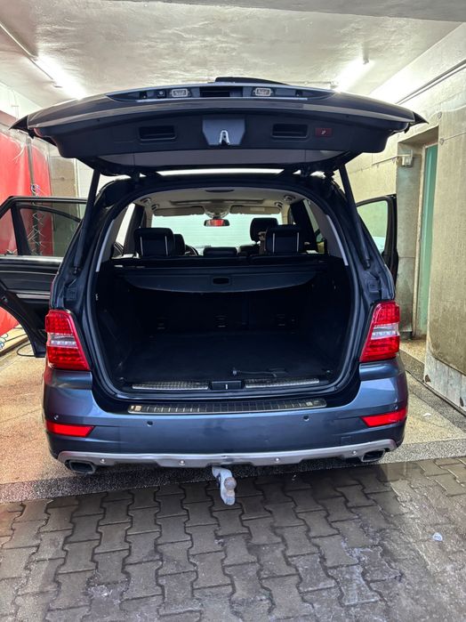 Vând Mercedes ml  2011 300 cdi 4matic formatic
