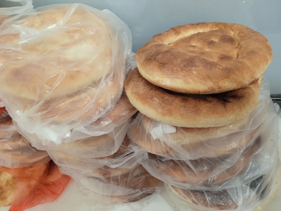 Қатқан нан, таба нан, хлеб.