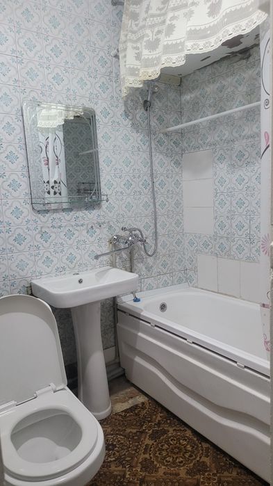 Срочно сдаю 2 комн. квартиру