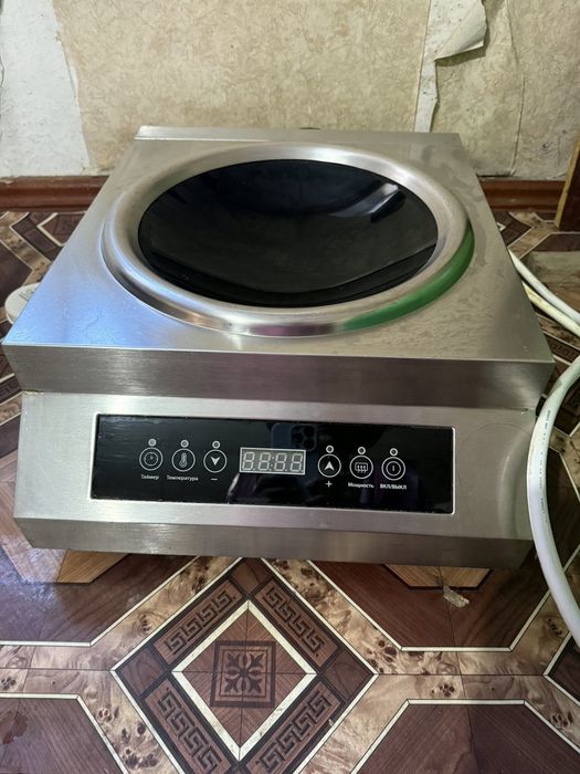 Продам профессиональную индукционную Wok-плиту