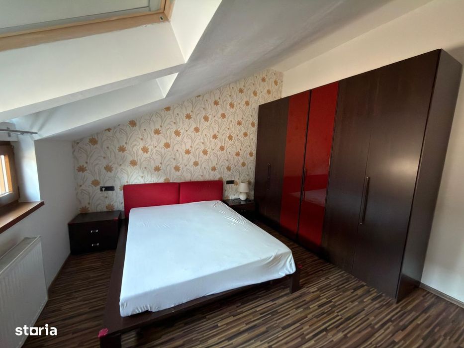 Apartament 3 camere decomandate, dispus pe două nivele