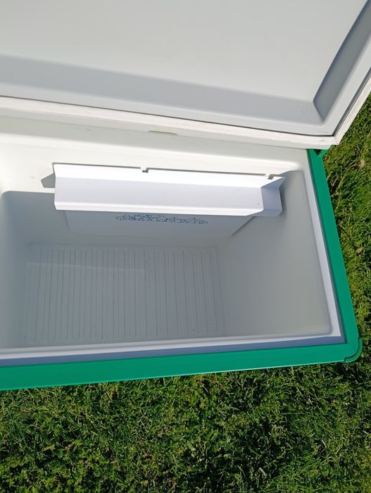 Хладилник на 12 , 220 волта и газ