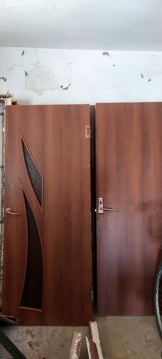 Есыктер сатылады