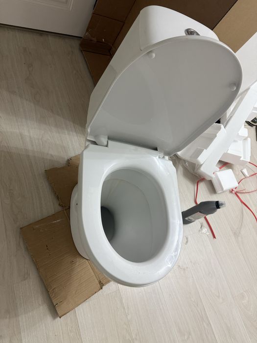 Унитаз в отличном состоянии