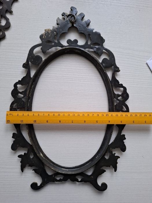 продам бронзовые рамки на фотографии